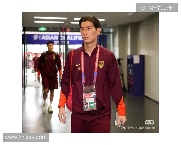 足球球星帅气高清竖屏写真集展现运动魅力与个人风采